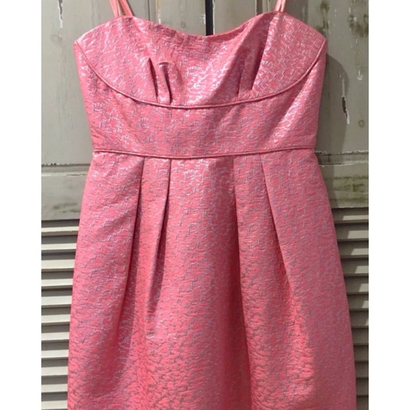 BCBG Max Azria Strapless Jacquard Peach Blush Cocktail Dress – Size 4 - Picture 3 of 8